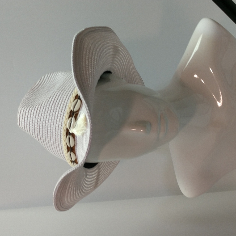 Woven Western Straw Beach Hat Cowrie Cowry Shells Tassels Tinted White Boho - Picture 2 of 15